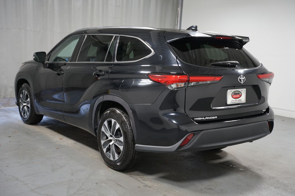 2021 Toyota Highlander XLE 6