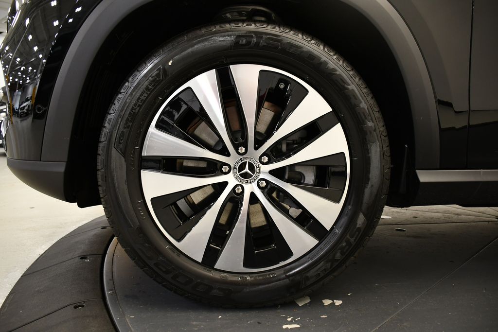 Thumbnail: 2025 Mercedes-Benz GLE - 13