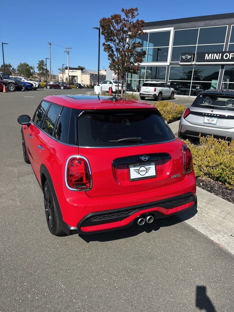 2023 MINI Cooper S 3