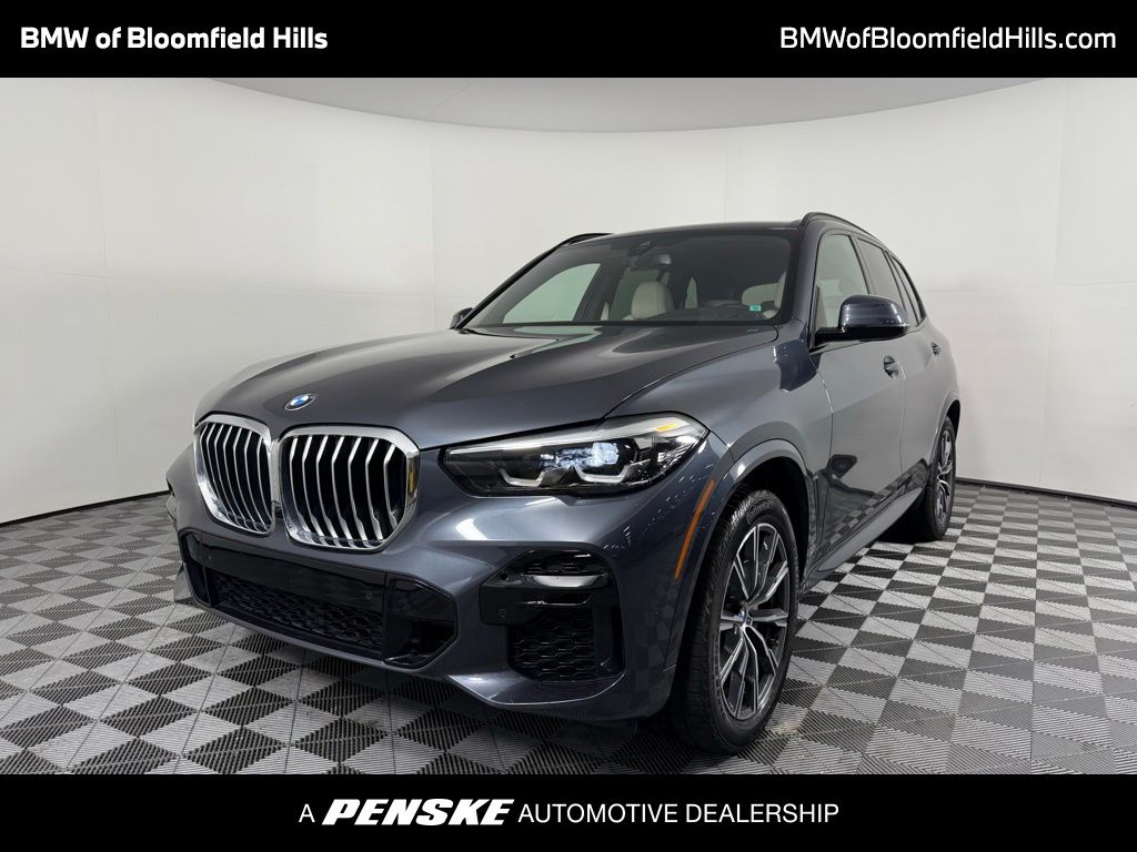 2022 BMW X5 xDrive40i Hero Image