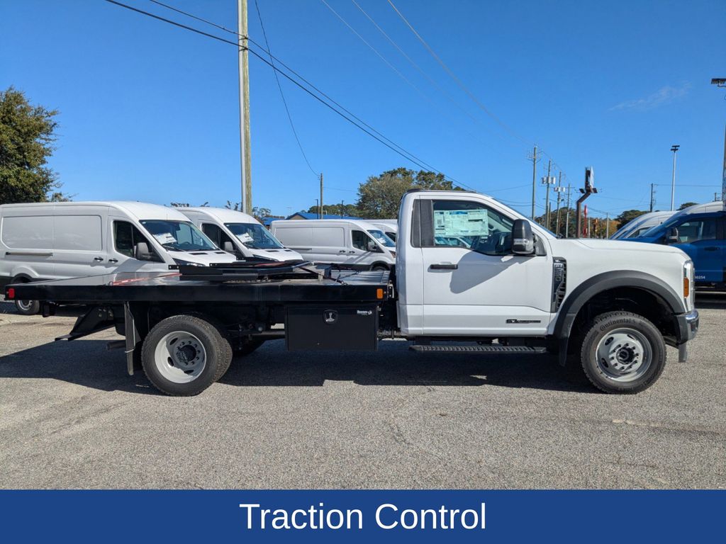 2025 Ford F-550 Chassis XL