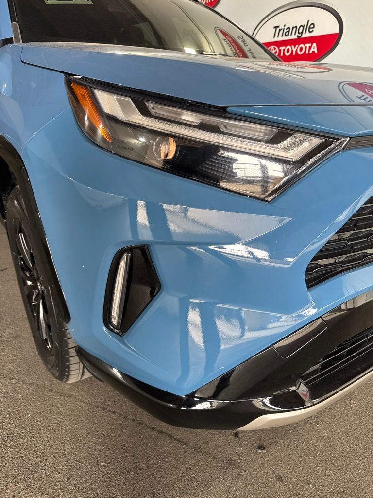 Thumbnail: 2023 Toyota RAV4 - 13