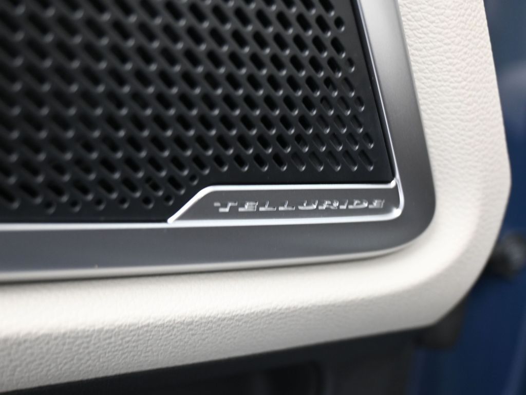 Used 2025 Midnight Lake Blue Kia EX image 30