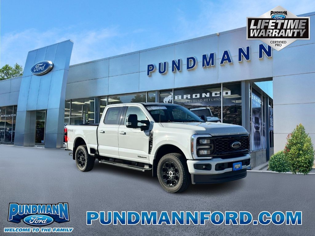 Avalanche 2026 Ford F-250 Super Duty Pickup Truck Four-Wheel Drive Automatic