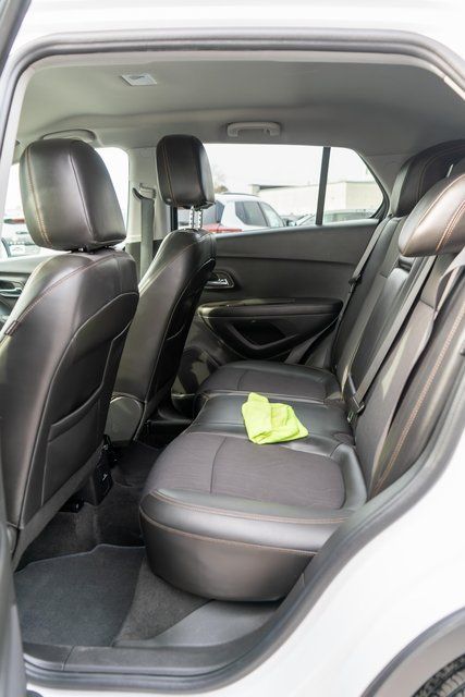 2022 Chevrolet Trax LT - 11