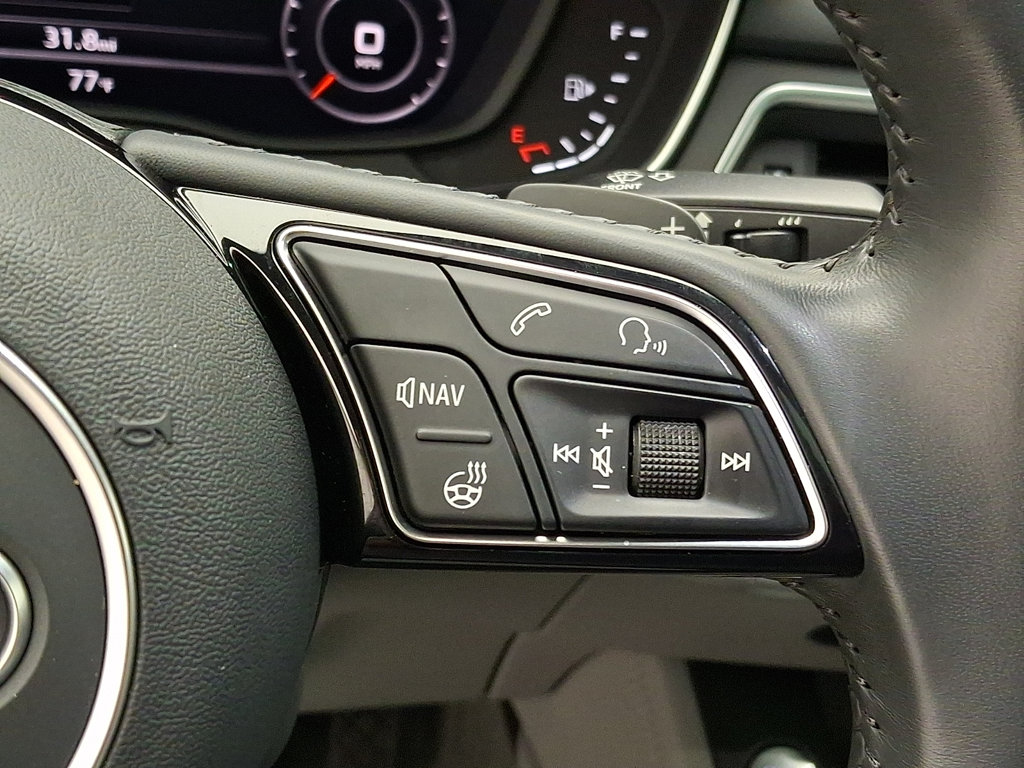 Thumbnail: 2019 Audi A4 - 23