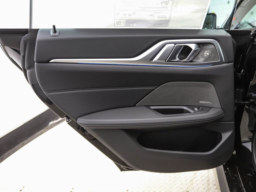 Thumbnail: 2026 BMW i4 - 20