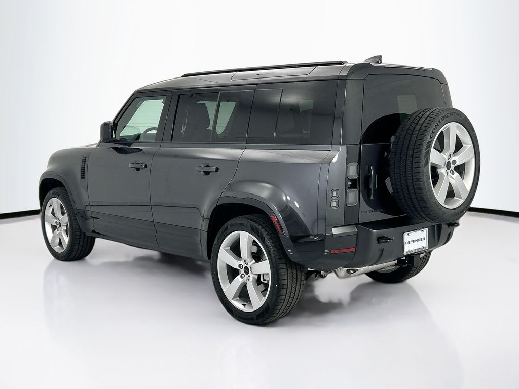 Thumbnail: 2026 Land Rover Defender - 7