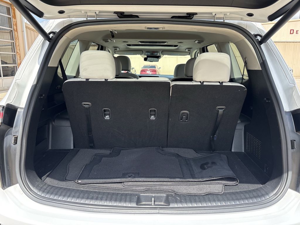 2023 Kia Telluride EX White at Community Kia