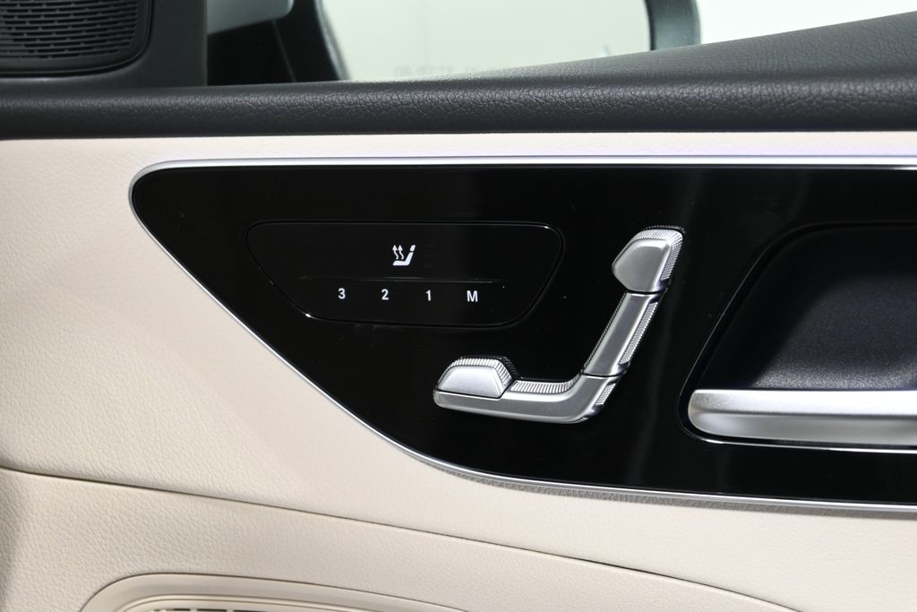 Thumbnail: 2025 Mercedes-Benz C-Class - 22