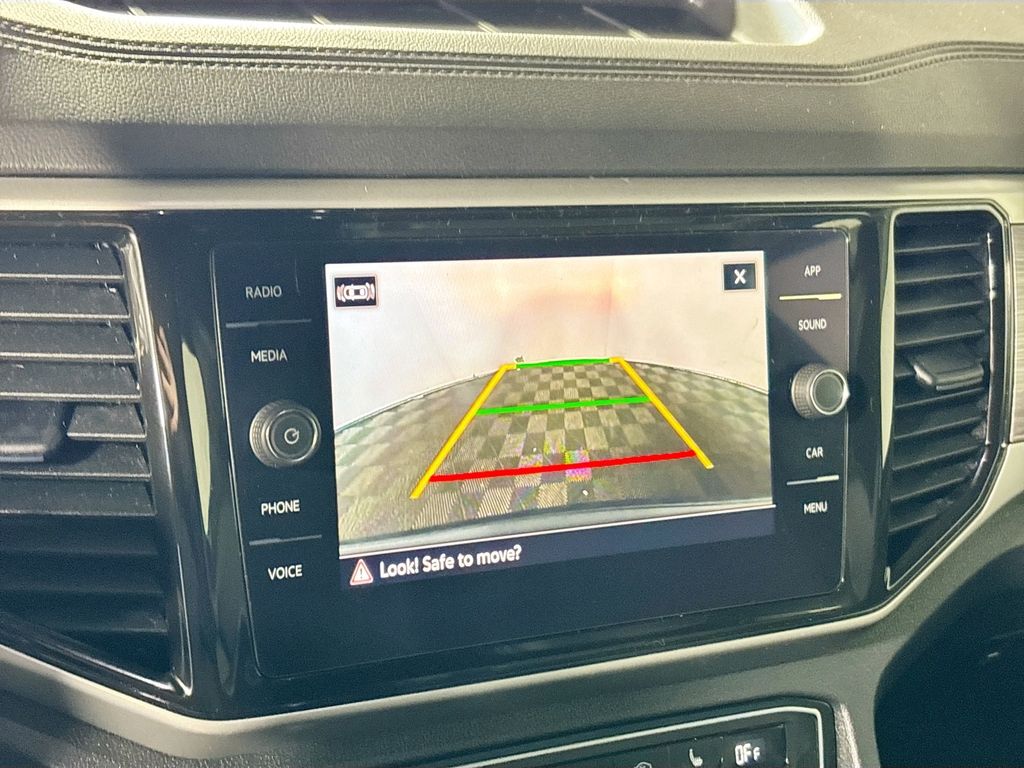 2022 Volkswagen Atlas Cross Sport 3.6L V6 SE w/Technology