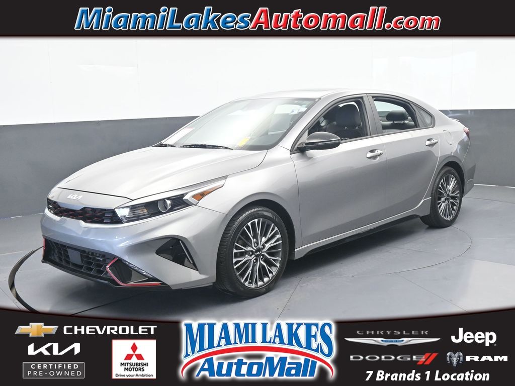 2023 Kia Forte GT-Line AT's photo