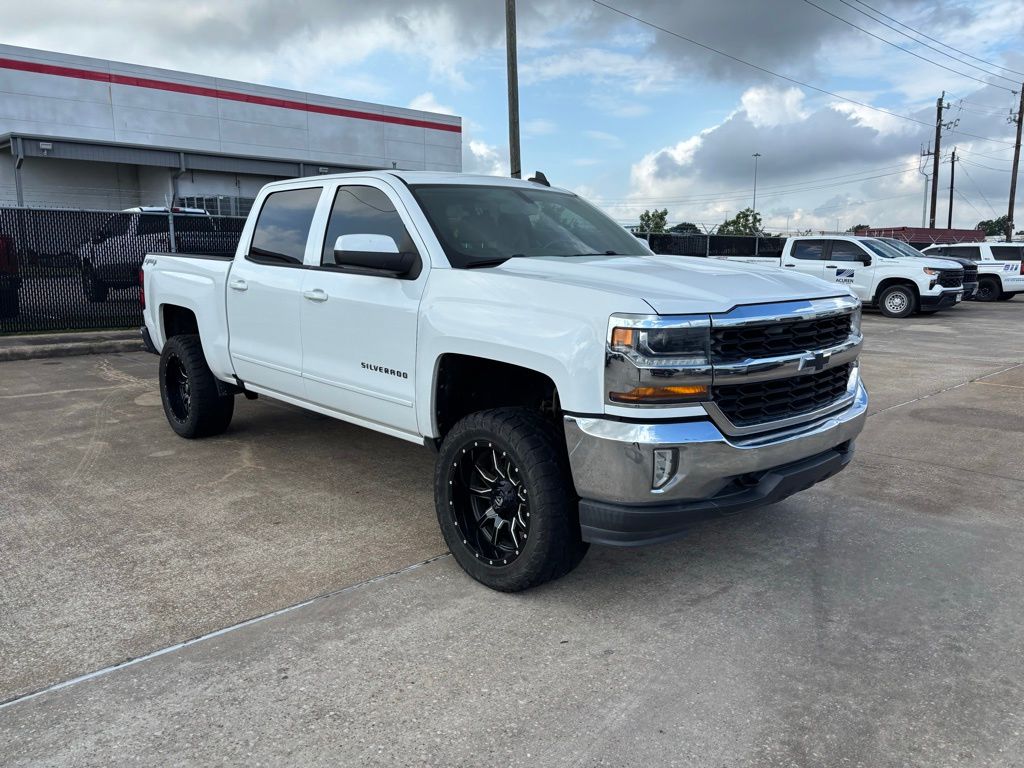2017 Chevrolet Silverado 1500 LT White at Autostrade