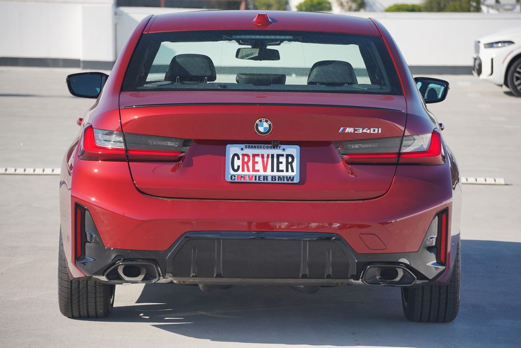 Thumbnail: 2026 BMW 3 Series - 6