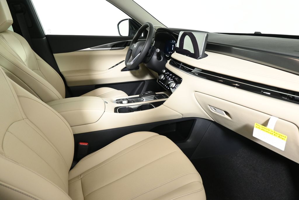 Thumbnail: 2025 INFINITI QX60 - 23