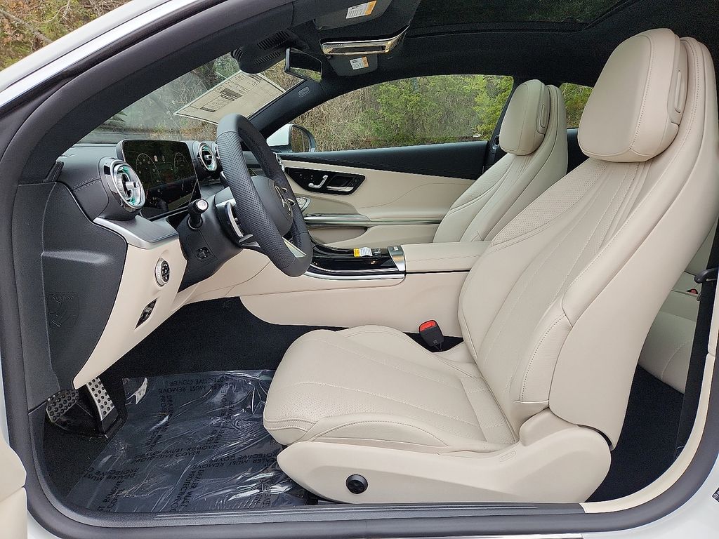 Thumbnail: 2026 Mercedes-Benz GLC - 9