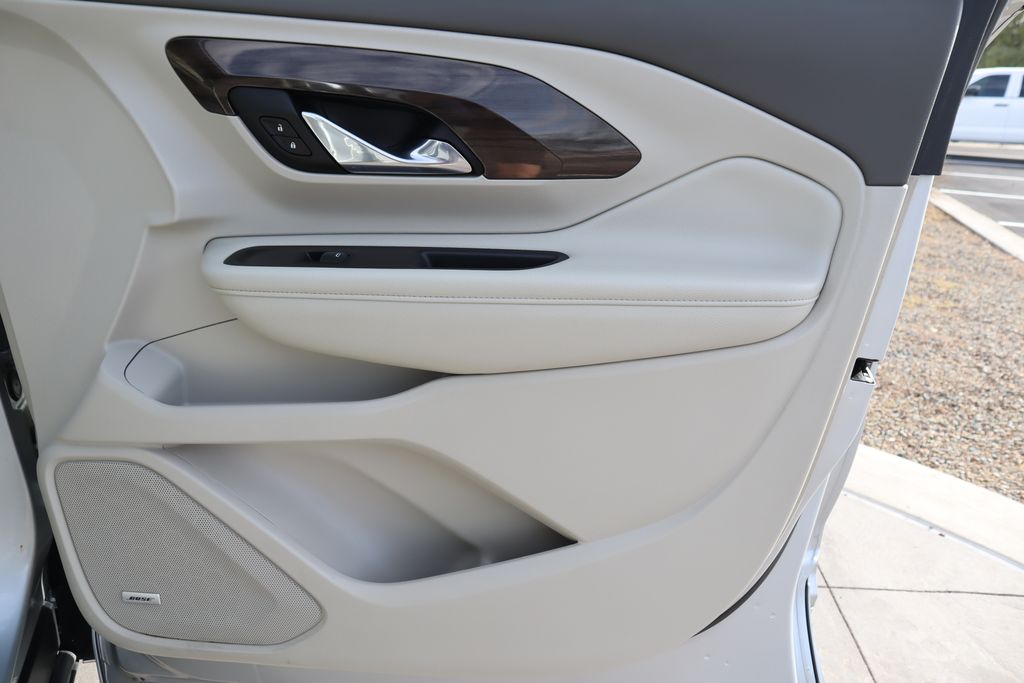 Thumbnail: 2020 GMC Terrain - 24