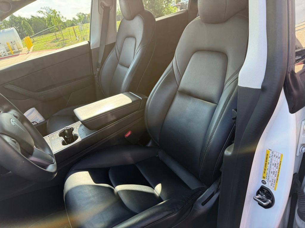Thumbnail: 2020 Tesla Model Y - 8