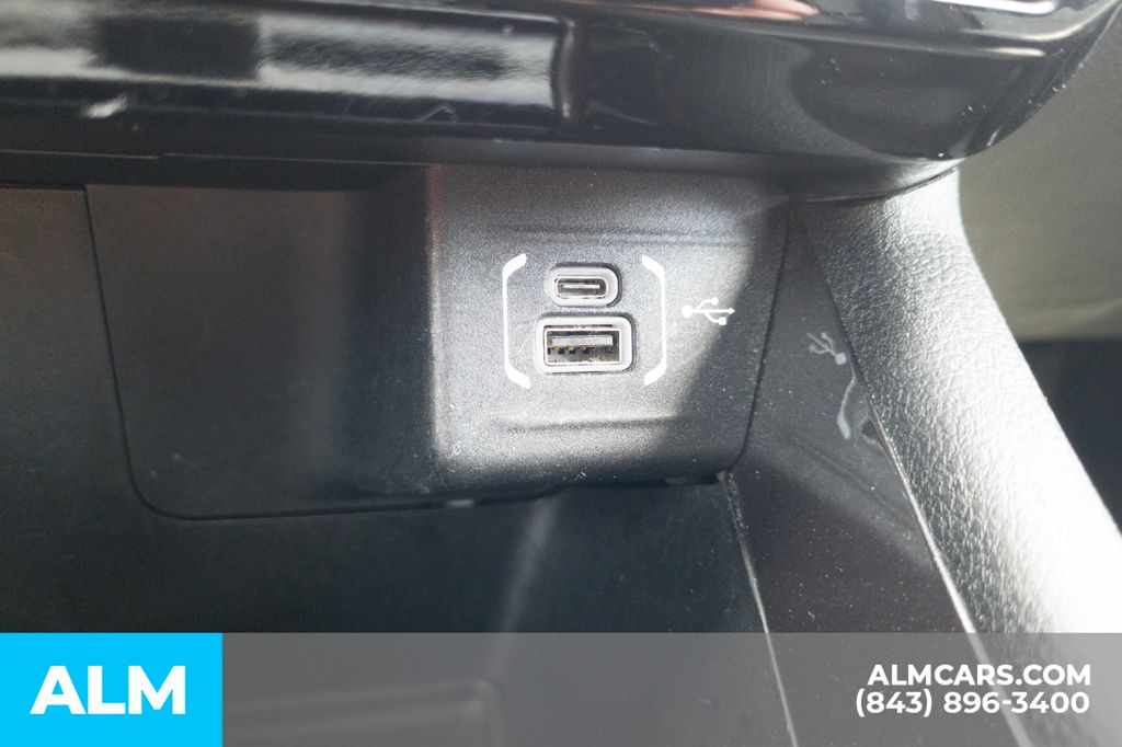 Used 2024 Blue Jeep Latitude image 24
