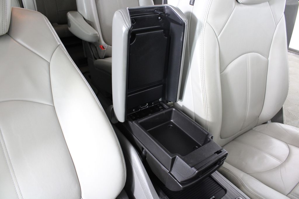 Used 2013 Chevrolet Traverse for sale in 