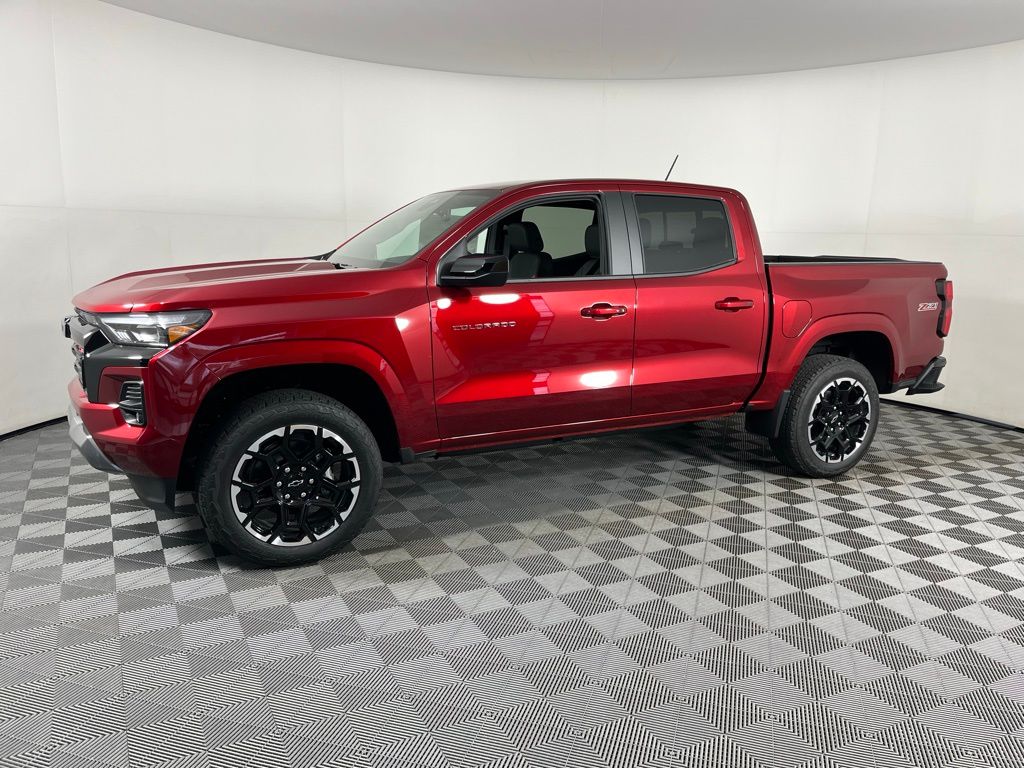 Thumbnail: 2026 Chevrolet Colorado - 2