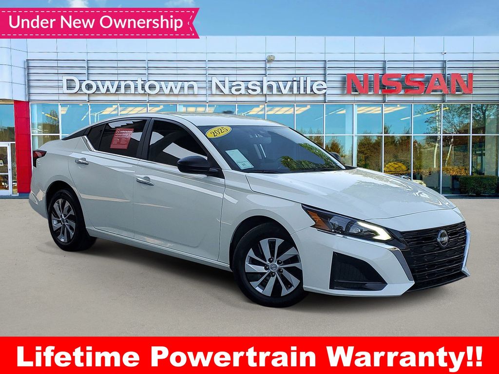 2025 Nissan Altima