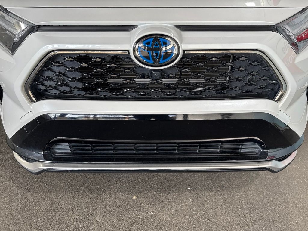 Thumbnail: 2024 Toyota RAV4 - 14