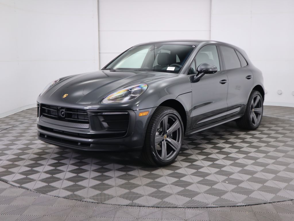 2024 Porsche Macan  -
                Phoenix, AZ