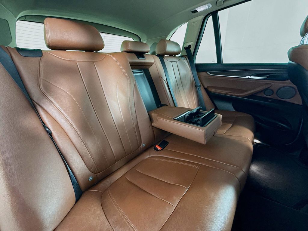 Thumbnail: 2015 BMW X5 - 28