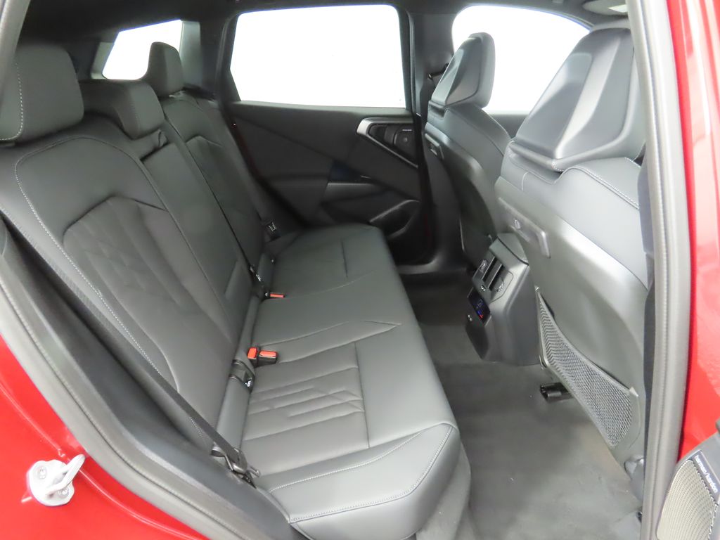 Thumbnail: 2025 BMW X3 - 23