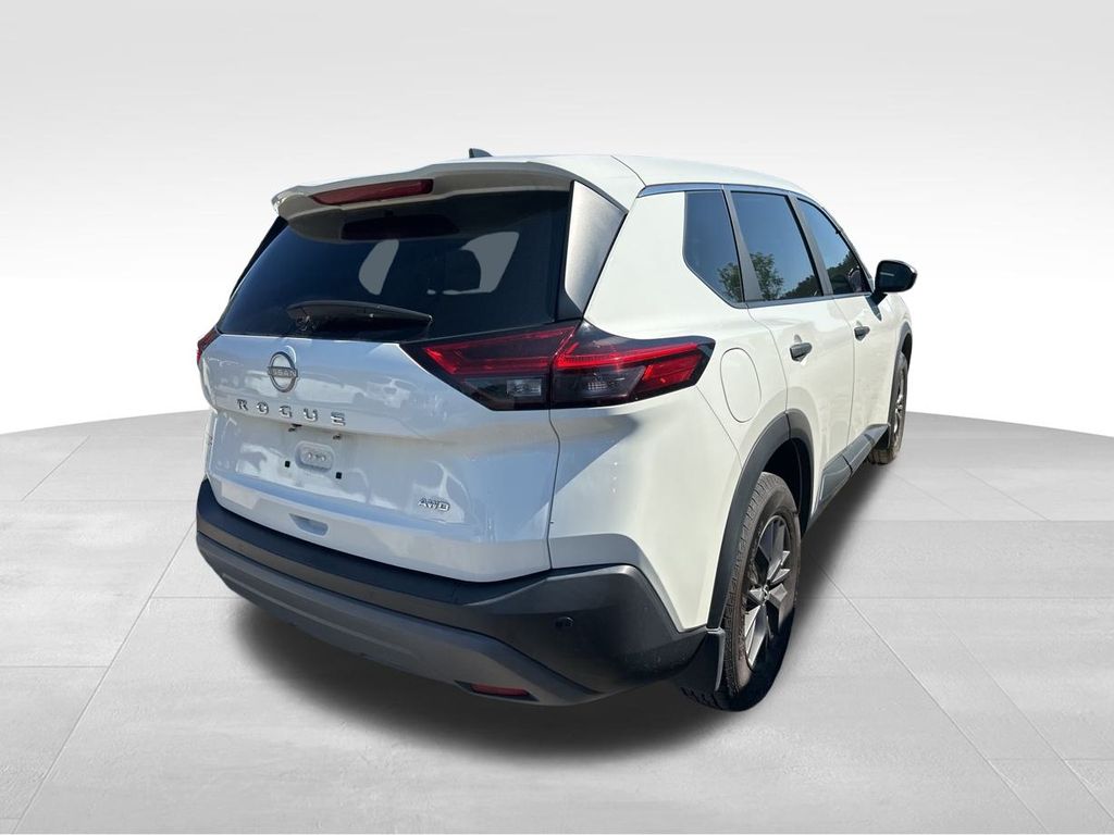 2023 Glacier White Nissan Rogue S AWD SUV