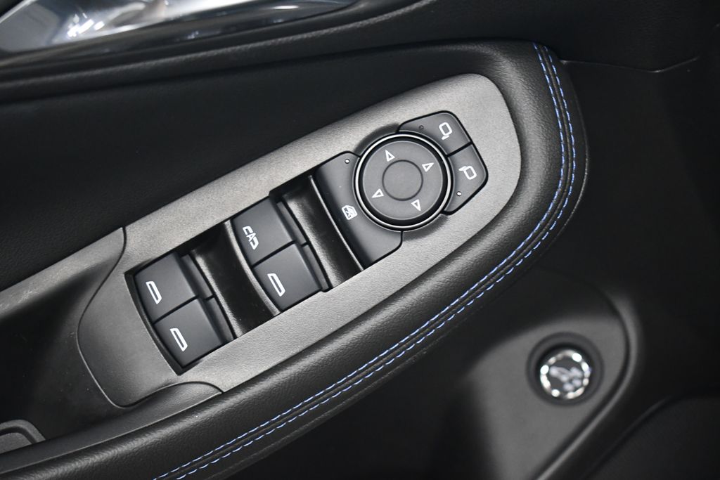 Thumbnail: 2025 Buick Encore GX - 17