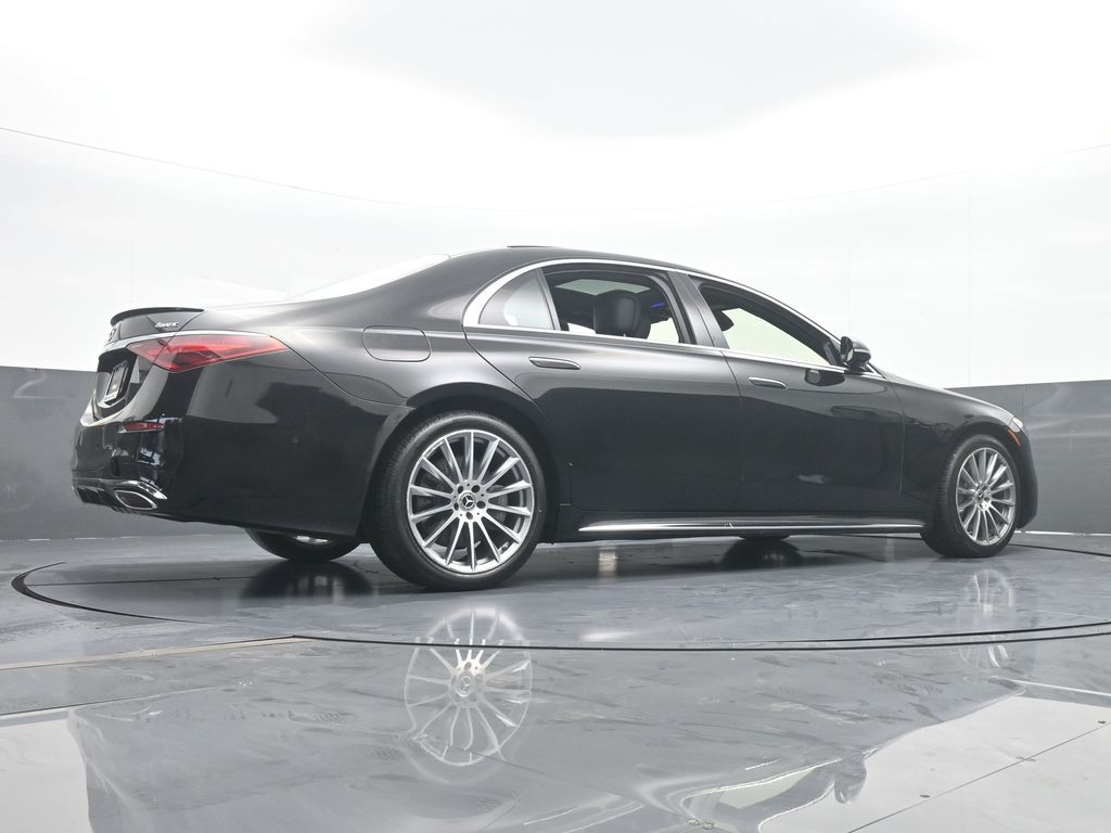 Used 2021 Obsidian Black/designo Diamon White Mercedes-Benz S 580 image 71