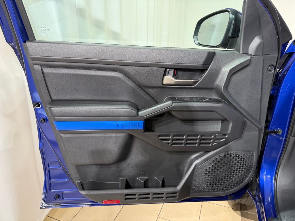 2025 Toyota Tacoma TRD Sport 14