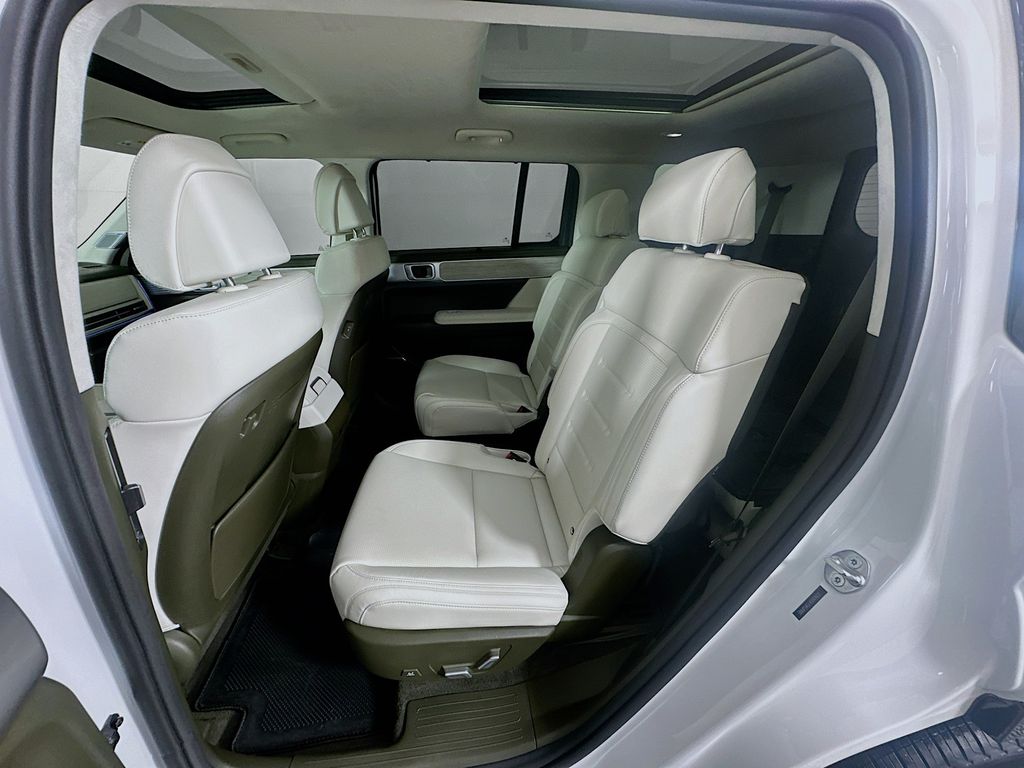 Thumbnail: 2025 Hyundai Santa Fe - 25