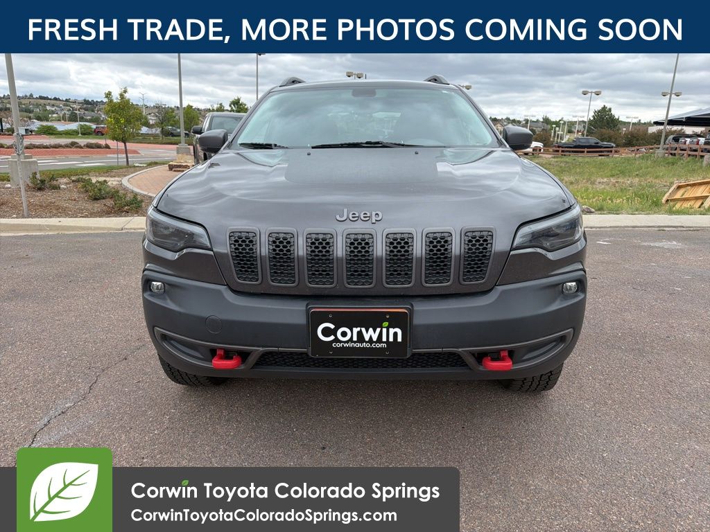 View vehicle photo 2