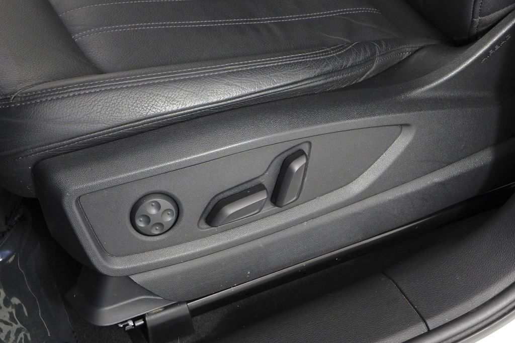 Thumbnail: 2018 Audi Q5 - 23