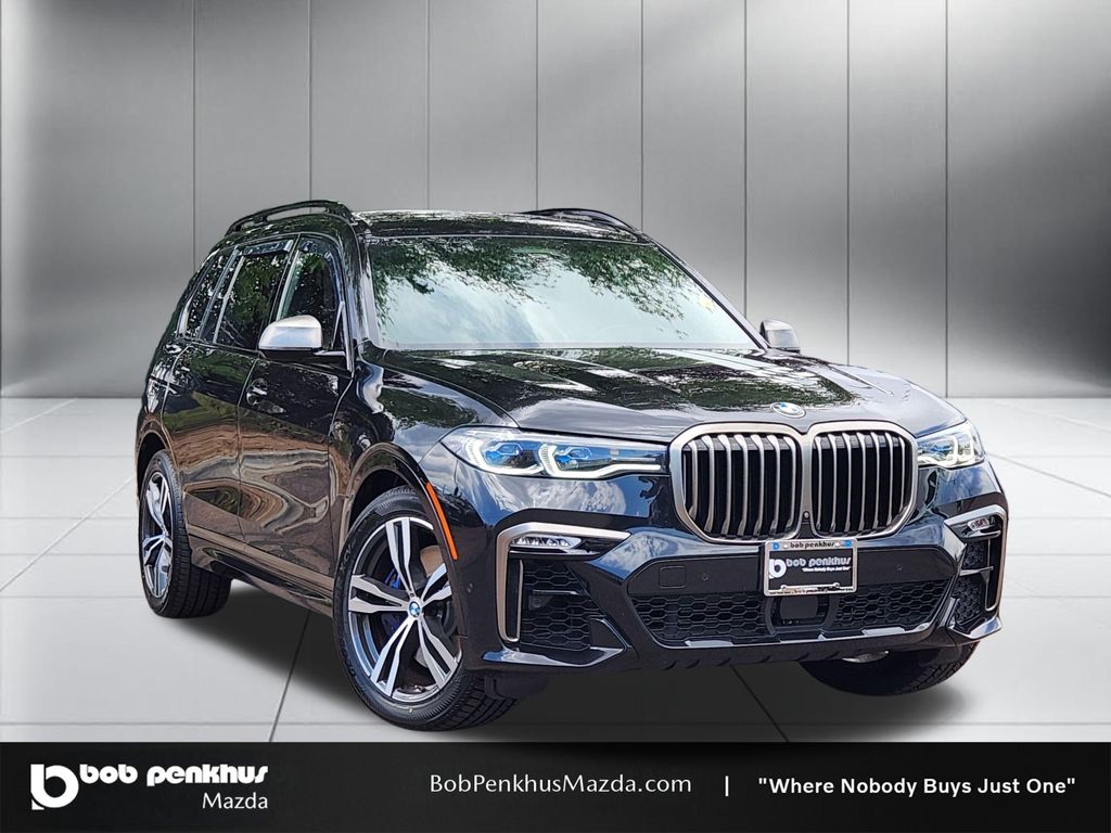 2021 BMW X7 M50i