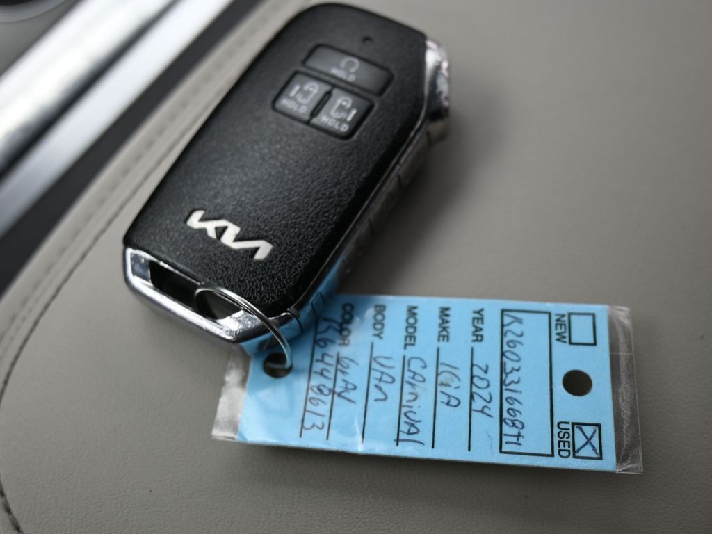 Used 2024 Astra Blue Kia EX image 31