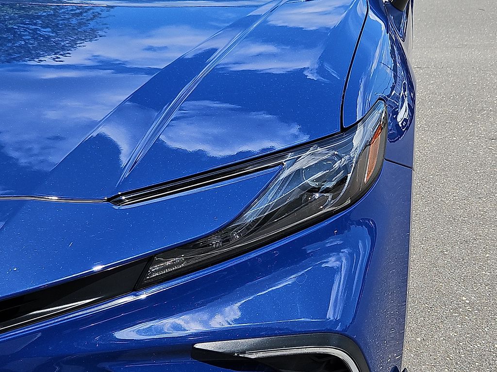 Thumbnail: 2025 Toyota Camry - 9