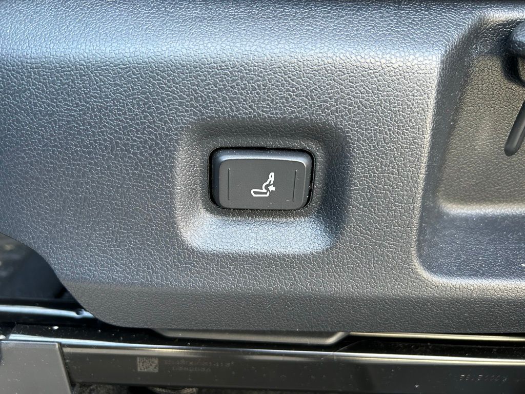 Thumbnail: 2024 Toyota Tacoma - 15