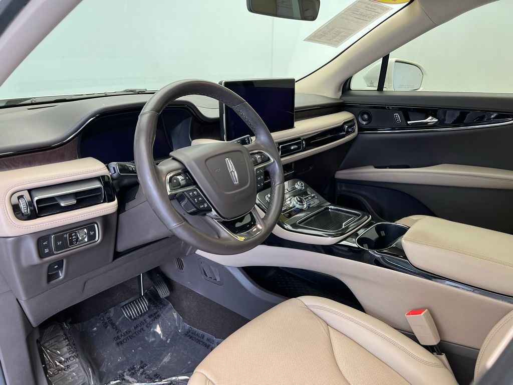 2022 Lincoln Nautilus Reserve 4