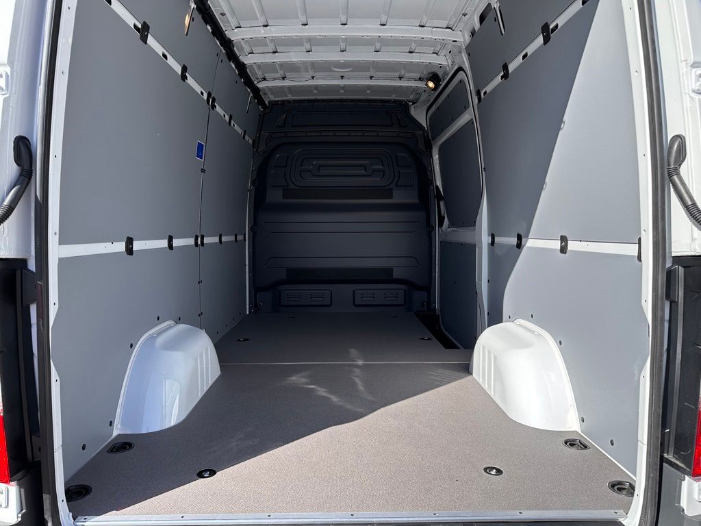 2024 Mercedes-Benz Sprinter 2500 Cargo 144 WB 21