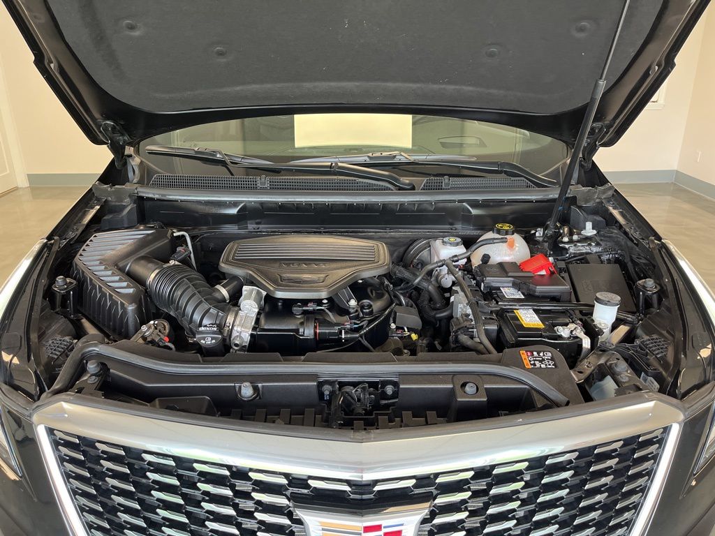 used 2023 Cadillac XT5 car, priced at $39,350
