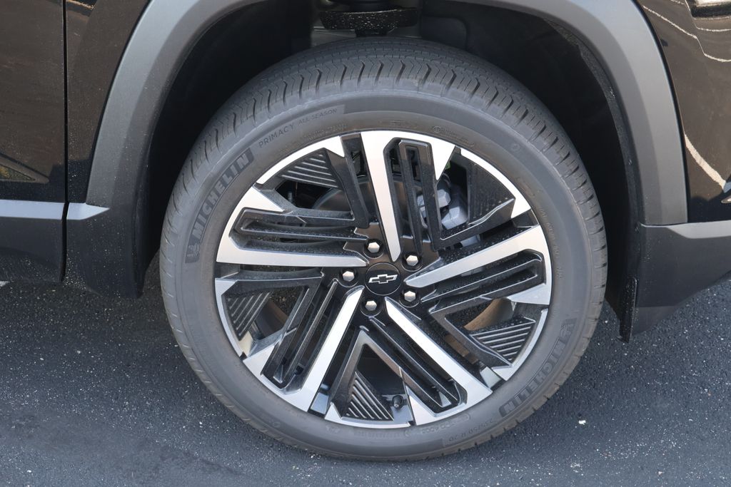Thumbnail: 2026 Chevrolet Equinox - 11