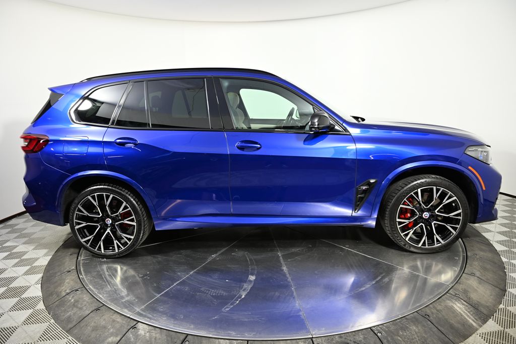 2022 BMW X5 M 6
