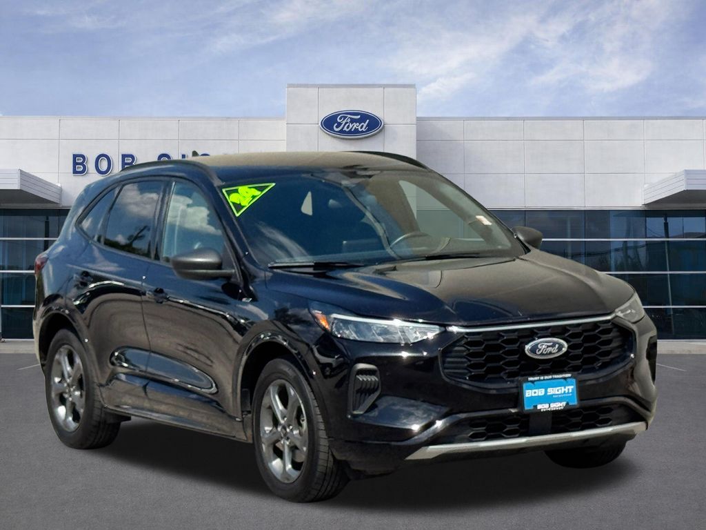 Used 2024 Ford Escape ST-Line with VIN 1FMCU0MN4RUA73607 for sale in Kansas City