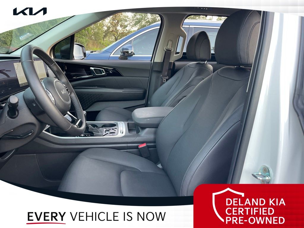 Used 2026 Kia Carnival Van