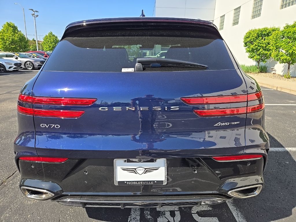 2026 Genesis GV70 Sport Prestige 7