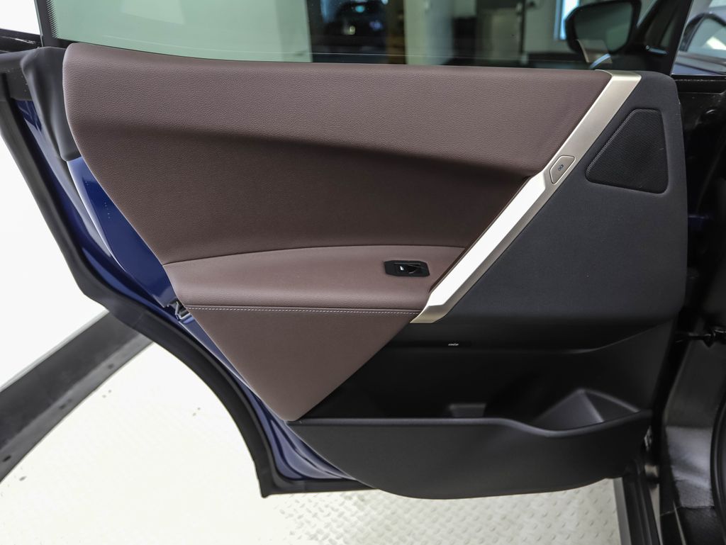 Thumbnail: 2024 BMW iX - 20